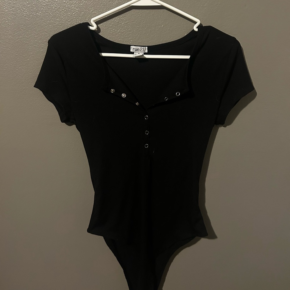 Rue21 Black Women's Top